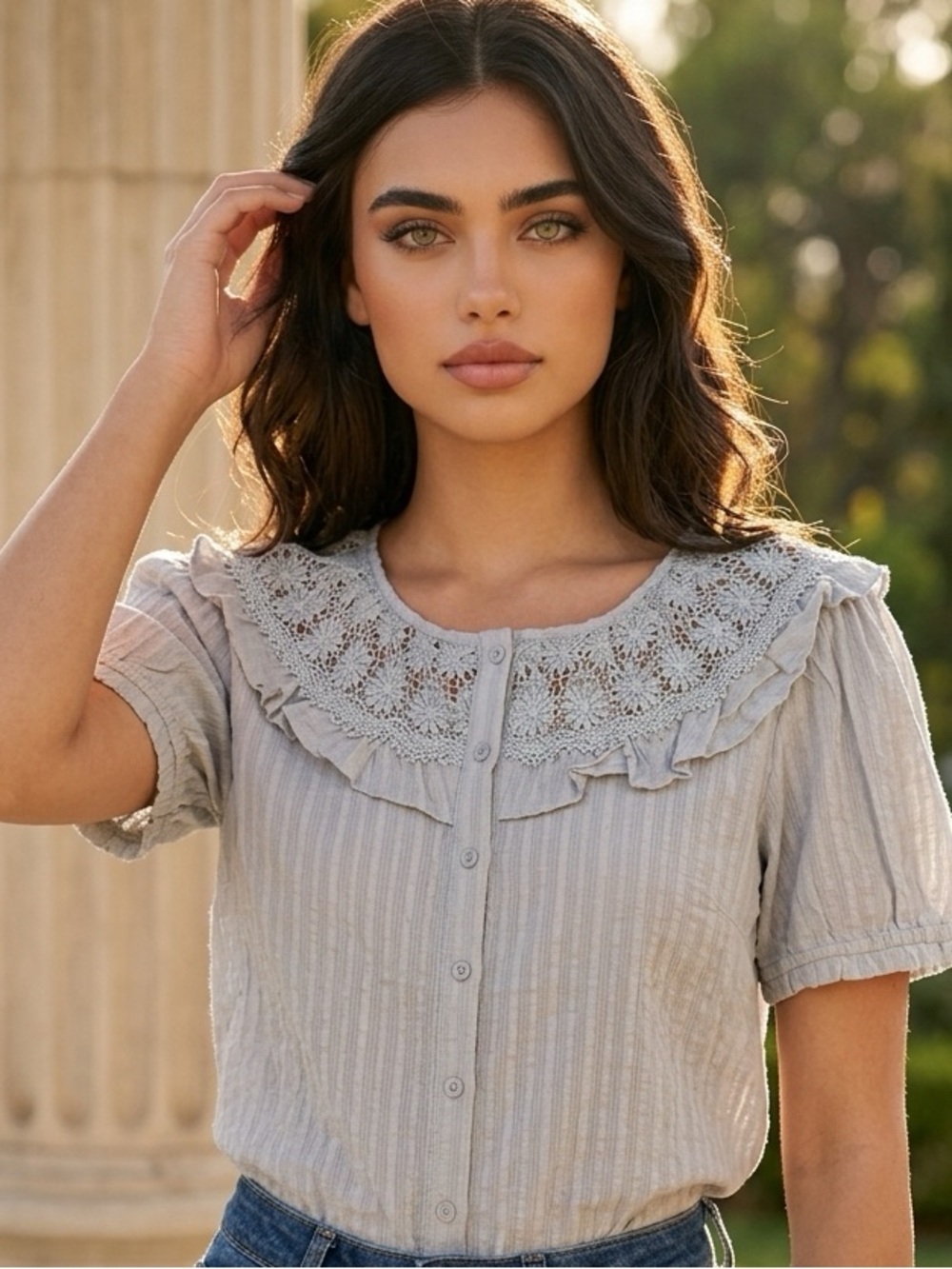Heyson Light Gray Ruffled Lace Yoke Button-Front Women's Top size medium nwt